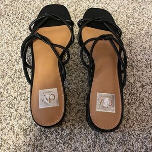 dolce vita sandals